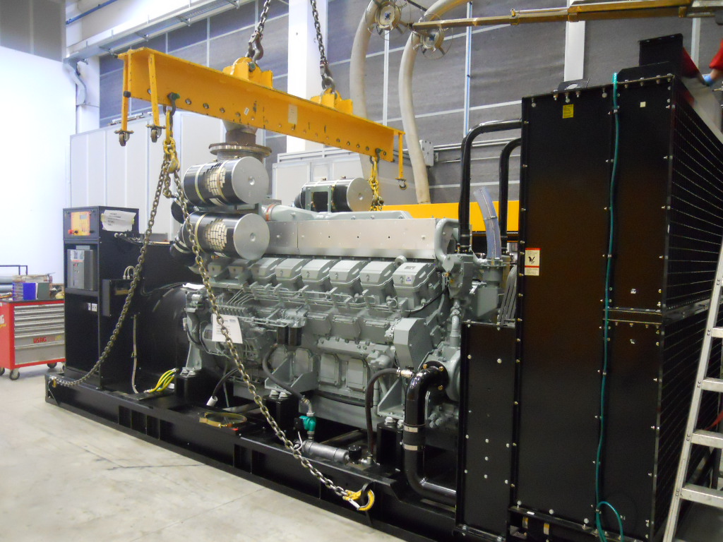 Stationäres Aggregat 1900 kVA mit Mitsubishi Dieselmotor und Stamford Generator
